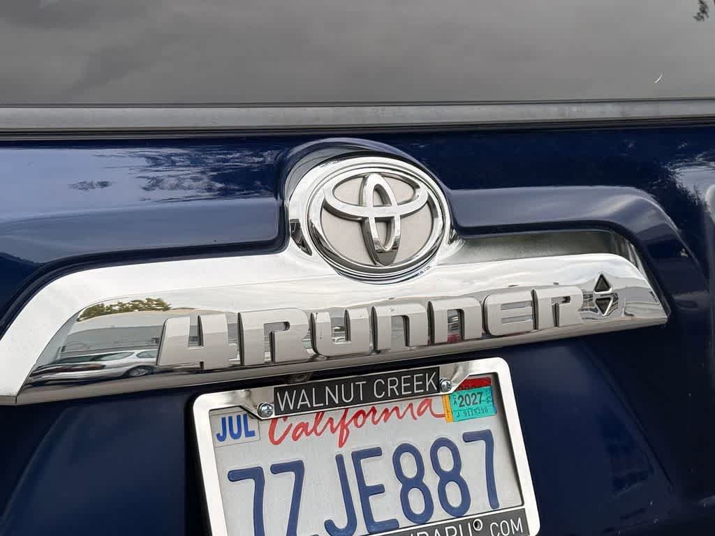 Used 2015 Toyota 4Runner Limited RWD image 7