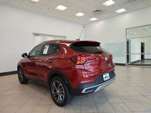 Used 2022 Buick Encore GX Select AWD/4WD image 5