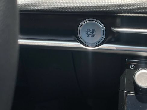 Used 2025 Hyundai Tucson SEL FWD image 16
