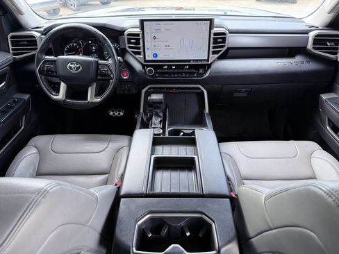 Used 2022 Toyota Tundra SR5 RWD image 10