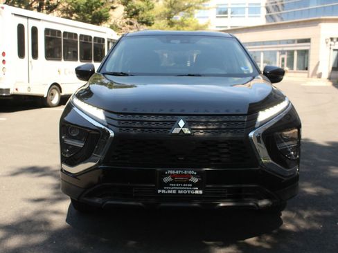 Used 2022 Mitsubishi Eclipse Cross LE image 3