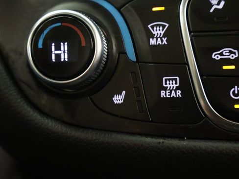 Used 2023 Chevrolet Equinox RS AWD/4WD image 48