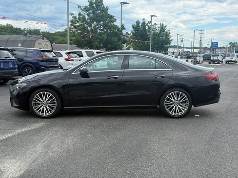 Used 2025 Mercedes-Benz CLA 250 4MATIC image 2