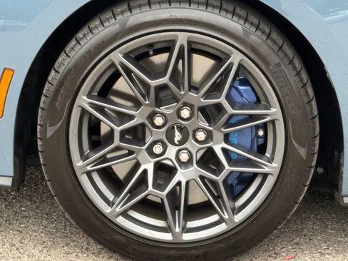 Used 2025 Ford Mustang GT Premium w/ GT Performance Package RWD image 26