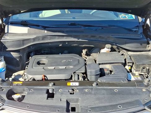 Used 2017 Hyundai Santa Fe Sport w/ Cargo Package AWD/4WD image 29