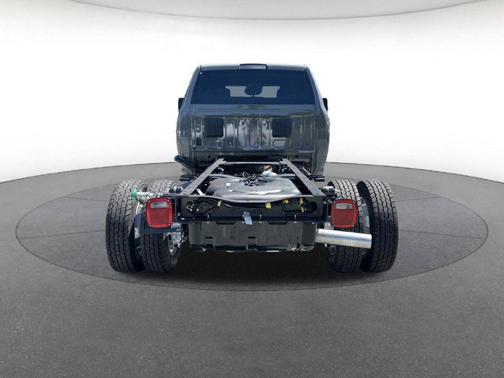 New 2026 RAM 4500 Tradesman w/ Chrome Appearance Group AWD/4WD image 4