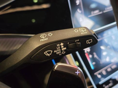 New 2026 Audi RS Q8 performance image 39