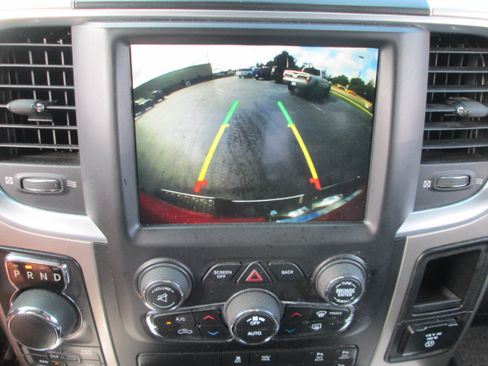 Used 2018 RAM 1500 Big Horn AWD/4WD image 17