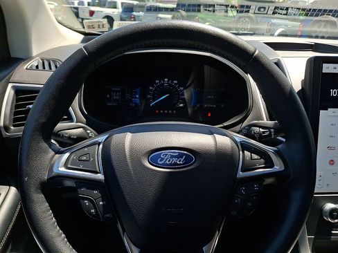 Certified 2024 Ford Edge SEL w/ Convenience Package AWD/4WD image 19