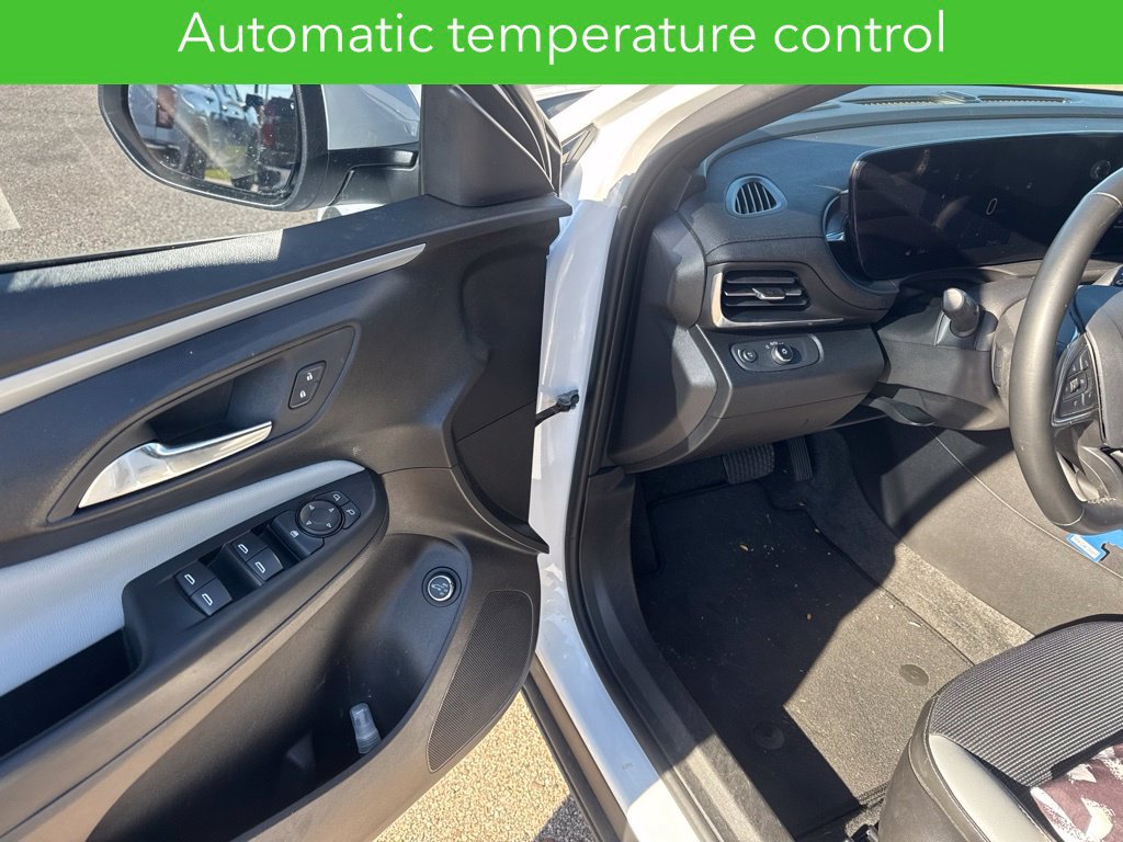 Certified 2024 Buick Envista Preferred w/ Convenience I Package FWD image 16