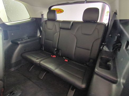 Used 2021 Kia Telluride EX w/ EX Premium Package FWD image 16