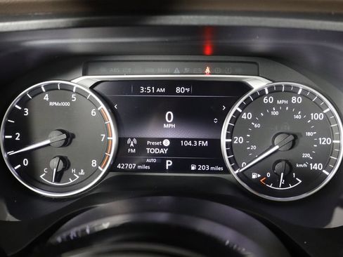 Used 2021 Nissan Rogue SL AWD/4WD image 11