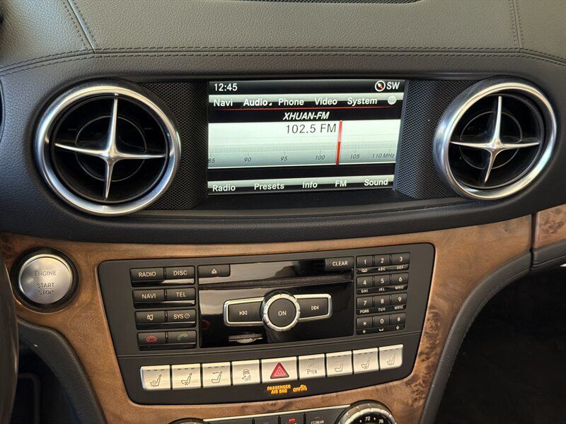 Used 2015 Mercedes-Benz SL 400 w/ Premium I Package image 23
