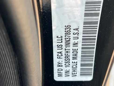 Used 2022 RAM 1500 Limited w/ Body Color Bumper Group AWD/4WD image 29