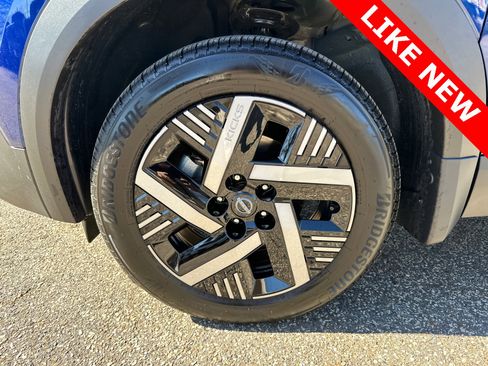 Used 2026 Nissan Kicks SV image 11