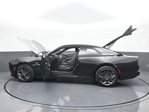 Used 2025 Dodge Charger R/T w/ Quick Order Package 25M R/T image 64