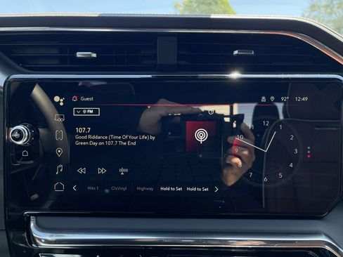 New 2025 GMC Sierra 3500 Denali Ultimate image 13