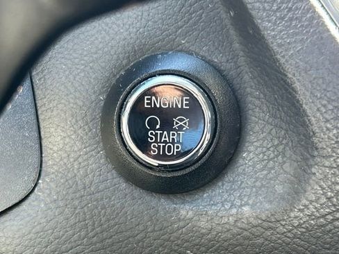 Used 2014 Ford Focus Titanium image 23