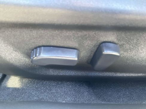 Used 2024 Nissan Altima 2.5 SV FWD image 23