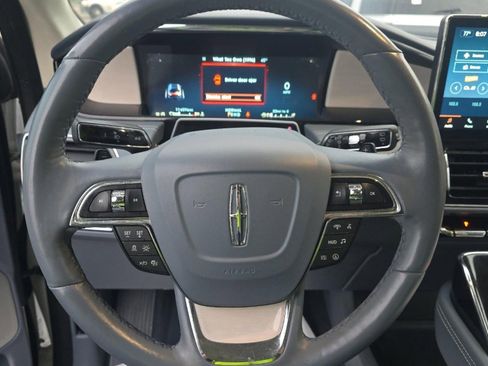 Used 2023 Lincoln Navigator L Black Label image 16