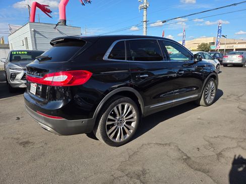 Used 2016 Lincoln MKX Reserve w/ Technology Package FWD image 4