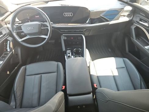 Used 2025 Audi Q5 Premium Plus AWD/4WD image 10
