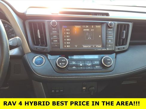 Used 2018 Toyota RAV4 XLE w/ Convenience Package image 22