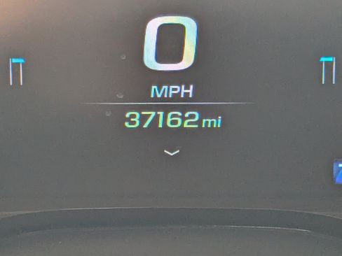 Used 2018 Chevrolet Camaro ZL1 RWD image 2