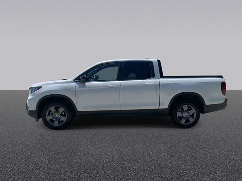 Certified 2024 Honda Ridgeline TrailSport image 6