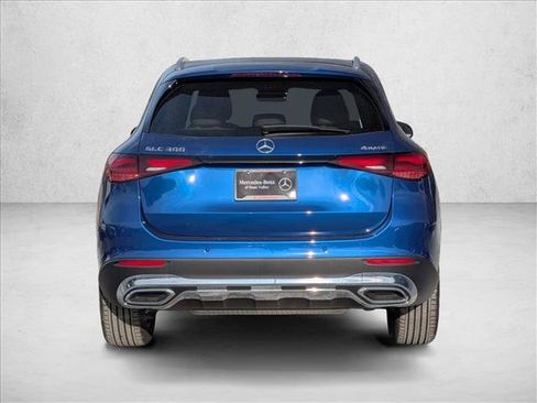 New 2026 Mercedes-Benz GLC 300 4MATIC image 7