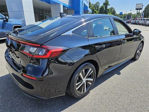 Used 2023 Honda Civic LX image 7