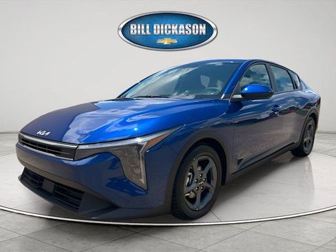 Used 2025 Kia K4 FWD image 3