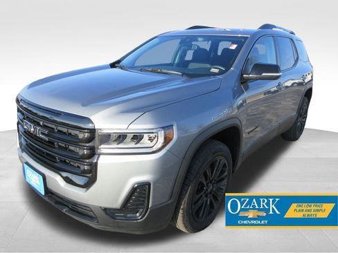 Used 2023 GMC Acadia SLE w/ Driver Convenience Package image 1