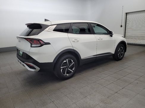 Used 2023 Kia Sportage LX image 10