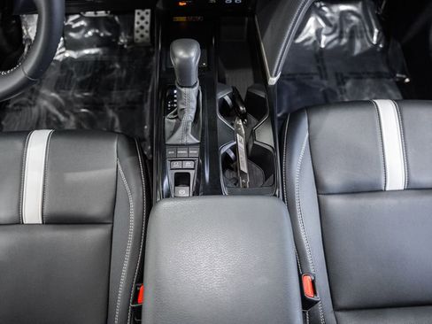 Used 2025 Toyota Camry SE FWD image 24