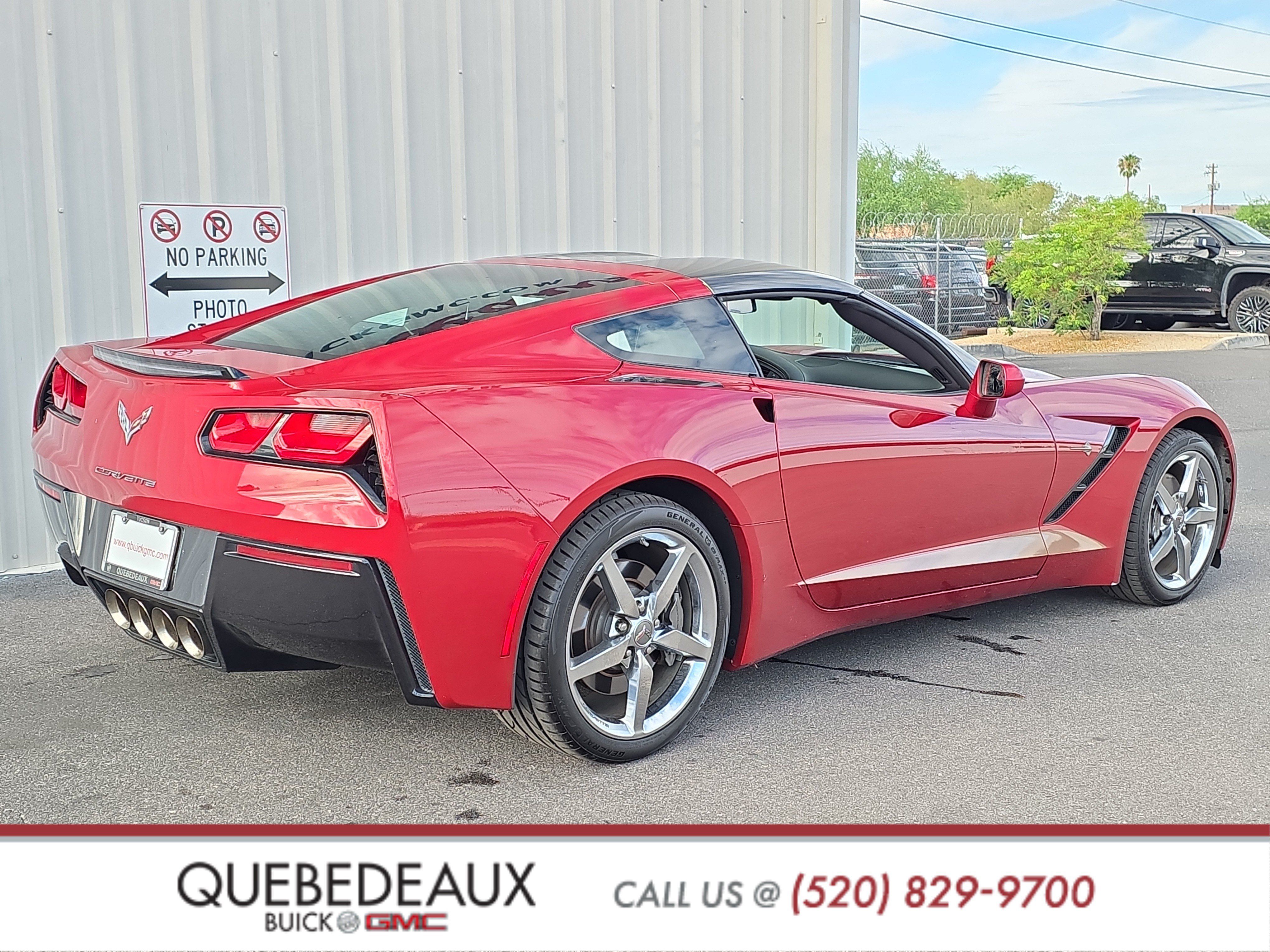 Used 2015 Chevrolet Corvette Stingray Coupe w/ 2LT Preferred Equipment Group RWD image 7