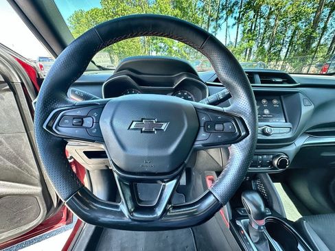 Certified 2022 Chevrolet TrailBlazer RS FWD image 11