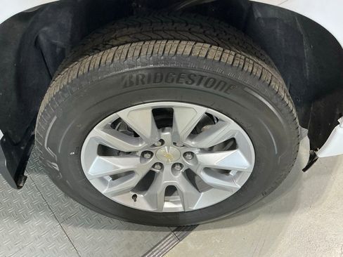 Used 2023 Chevrolet Silverado 1500 Custom image 37
