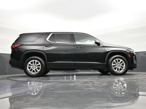 Used 2023 Chevrolet Traverse LS image 26
