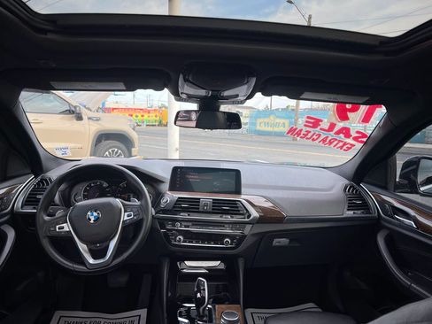 Used 2019 BMW X4 xDrive30i w/ Convenience Package AWD/4WD image 9