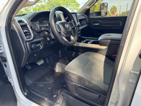 Used 2020 RAM 3500 Big Horn image 10