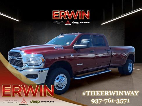 Used 2024 RAM 3500 Big Horn AWD/4WD image 3