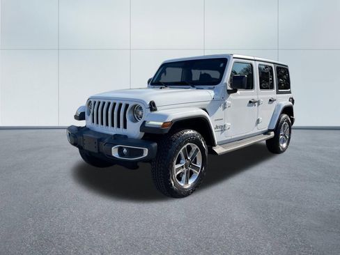Used 2021 Jeep Wrangler Unlimited Sahara image 2