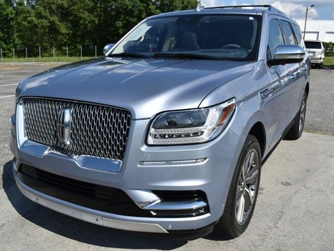 Used 2018 Lincoln Navigator Black Label w/ Cargo Package AWD/4WD image 2