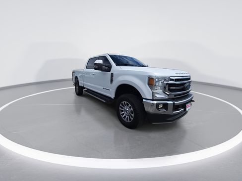 Used 2022 Ford F250 Lariat w/ Lariat Value Package AWD/4WD image 2