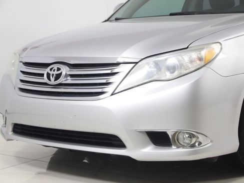 Used 2011 Toyota Avalon FWD image 47