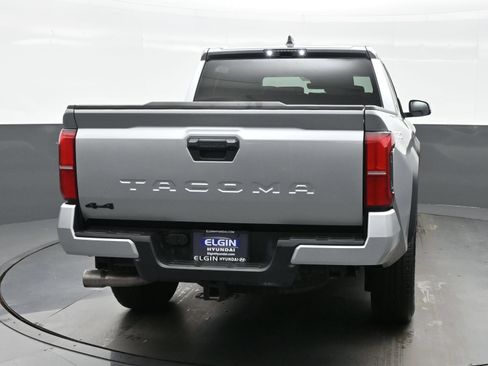Used 2024 Toyota Tacoma TRD Off-Road AWD/4WD image 5
