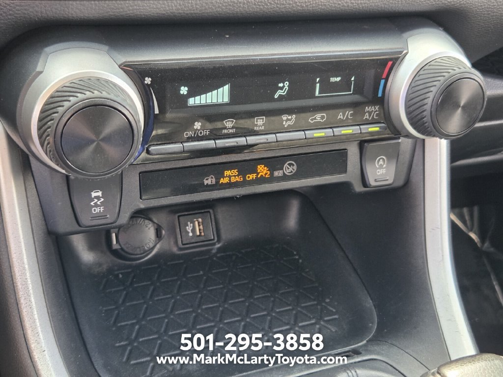 Used 2024 Toyota RAV4 LE FWD image 19