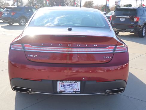 Used 2017 Lincoln MKZ Reserve image 6