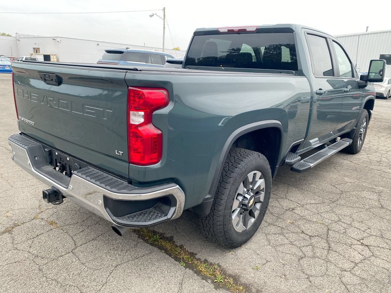 Used 2025 Chevrolet Silverado 2500 LT w/ All Star Edition AWD/4WD image 3
